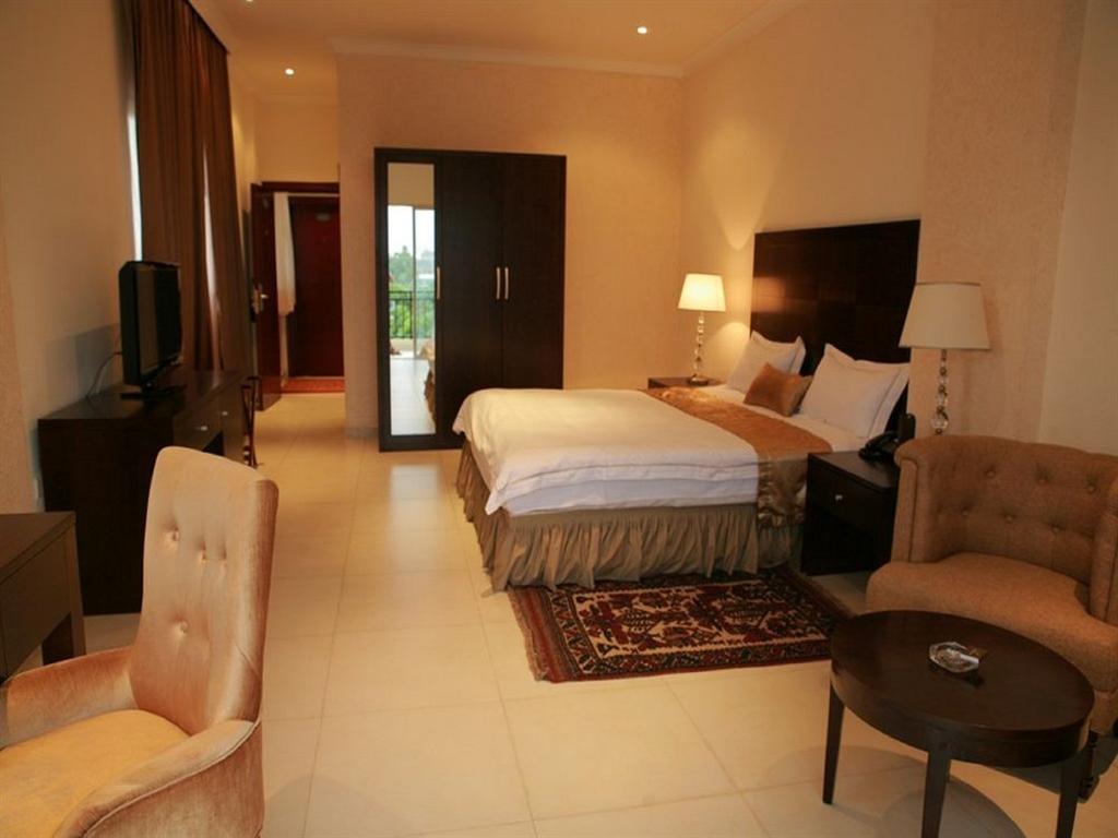 Mikhael'S Hotel Brazzaville Habitación foto